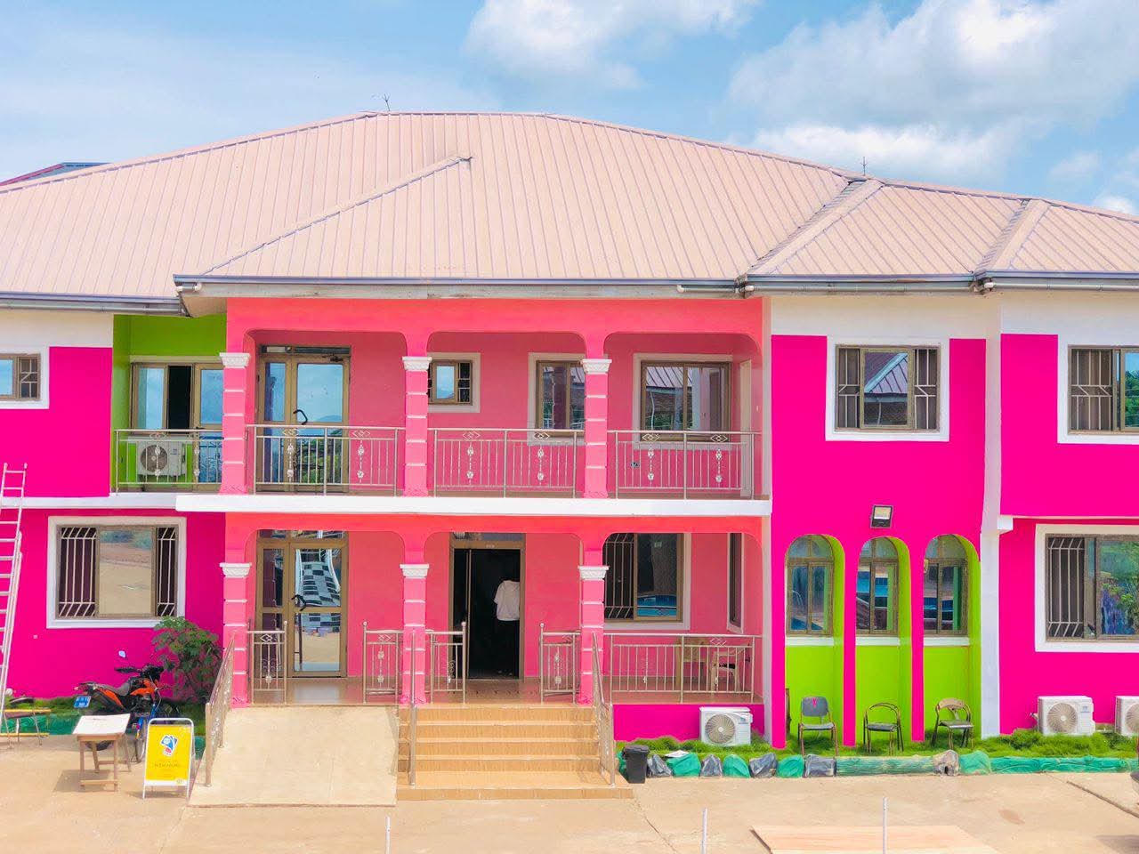 Delta Three Stars Hotel exterior